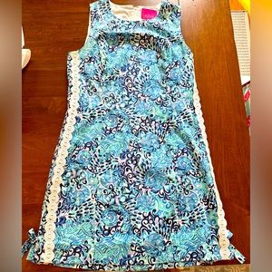 Lilly Pulitzer shift dress size 10.
